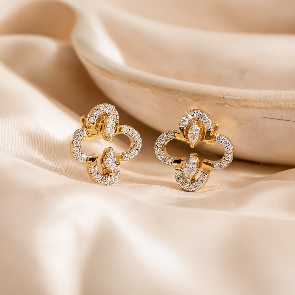 Dainty Glow Diamond Earrings