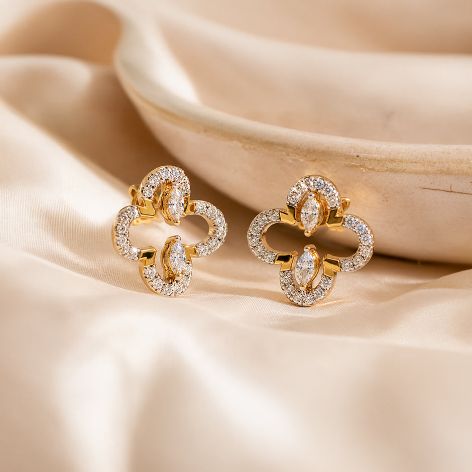 Dainty Glow Diamond Earrings