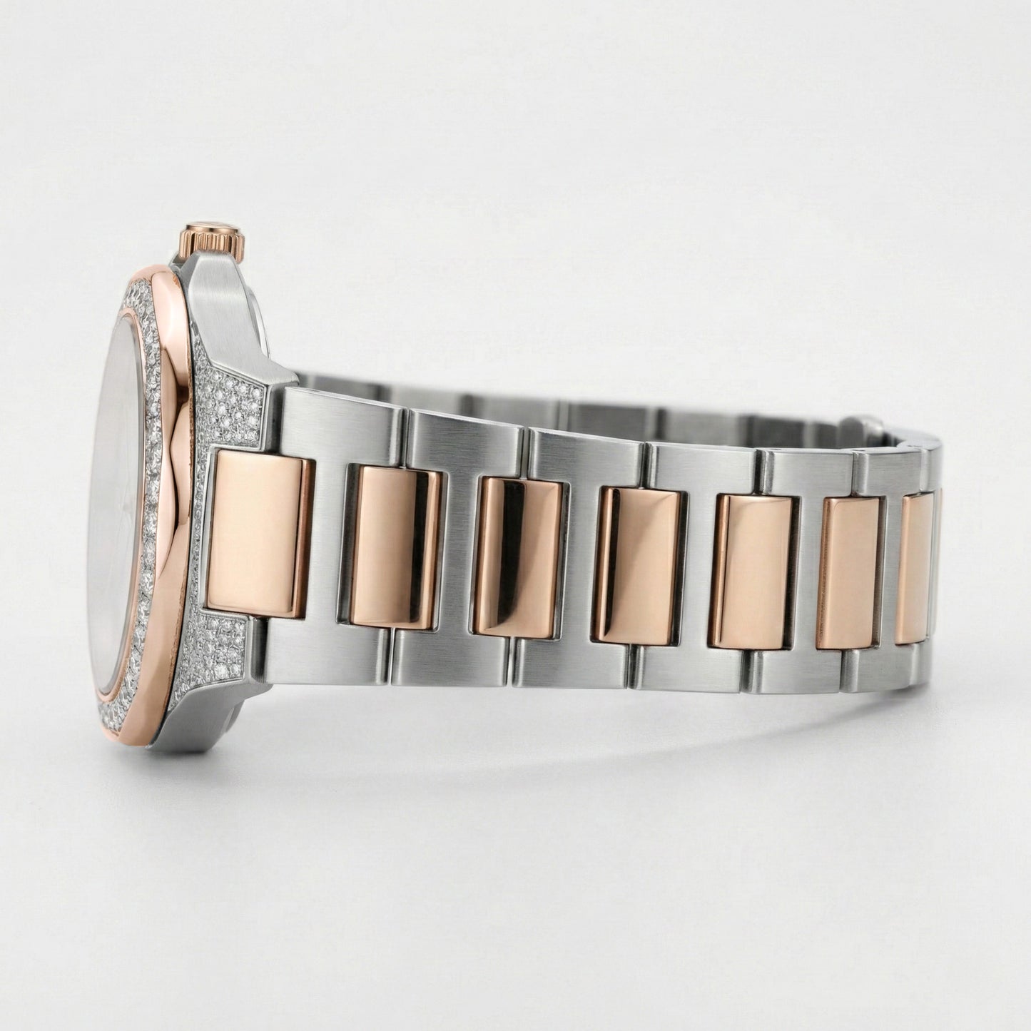 Classic Aveline, 34MM Round Case, Quartz Analogue Watch with Metal Strap for Women, 50M Water Resistance