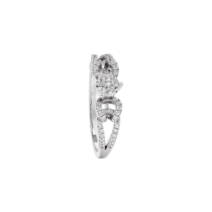 Arata Diamond Ring 18 KT / White Gold / 22