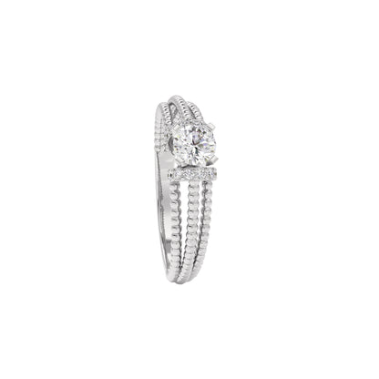 Liora Diamond Solitaire Ring 18 KT / White Gold / 22