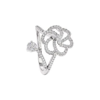 Spiral Twist Diamond Ring 18 KT / White Gold / 22