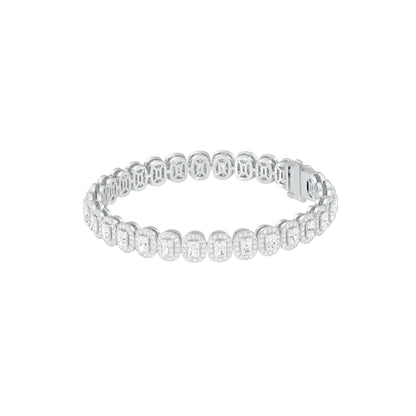 Couture Clasp Diamond Tennis Bracelet 18 KT / White Gold