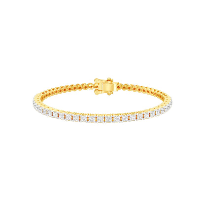 Not Owned But Claimed Diamond Tennis Bracelet 18 KT / Yellow Gold