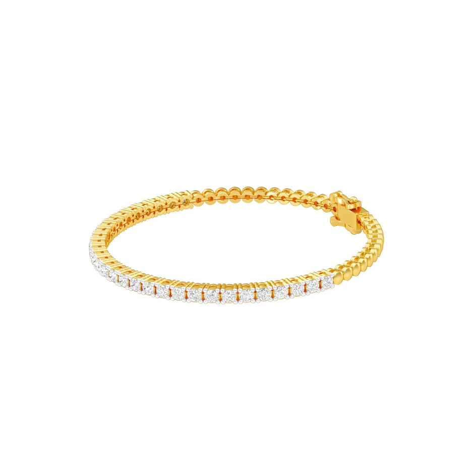 Not Owned But Claimed Diamond Tennis Bracelet 18 KT / Yellow Gold