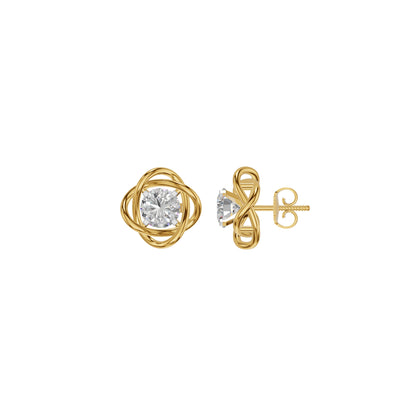 Regal Resplendence Diamond Earrings 18 KT / Yellow Gold