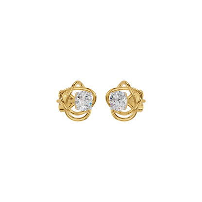 Regal Resplendence Diamond Earrings 18 KT / Yellow Gold