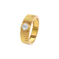 Elegant Amaira Diamond Ring 18 KT / Yellow Gold / 22