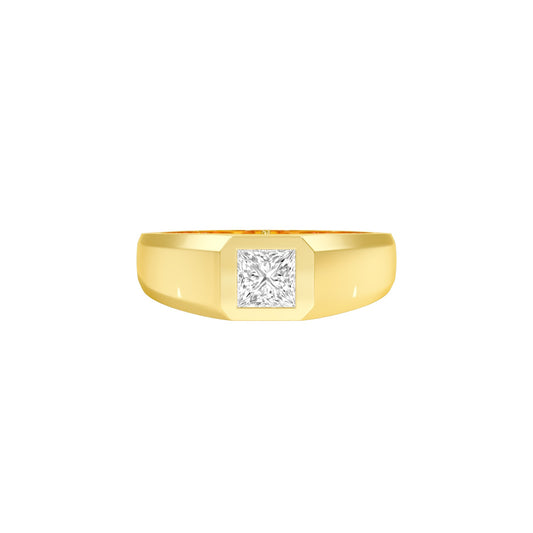 Gentle Radiance Diamond Engagement Ring 18 KT / Yellow Gold / 22