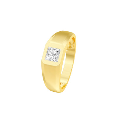 Gentle Radiance Diamond Engagement Ring 18 KT / Yellow Gold / 22
