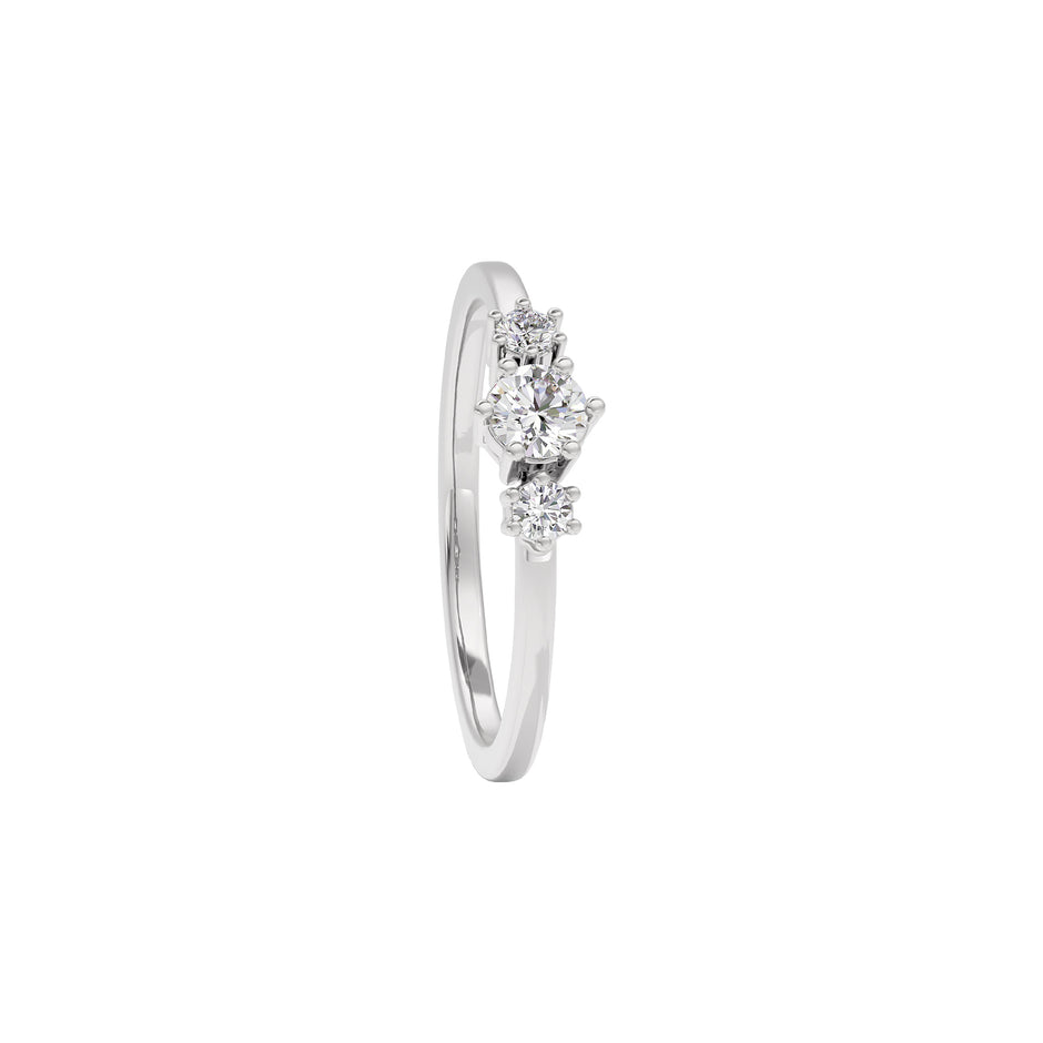 Royal Horizon Diamond Ring