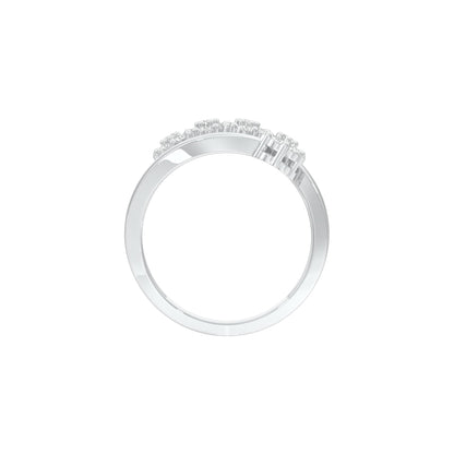 Twisted Cluster Diamond Ring 18 KT / White Gold / 22