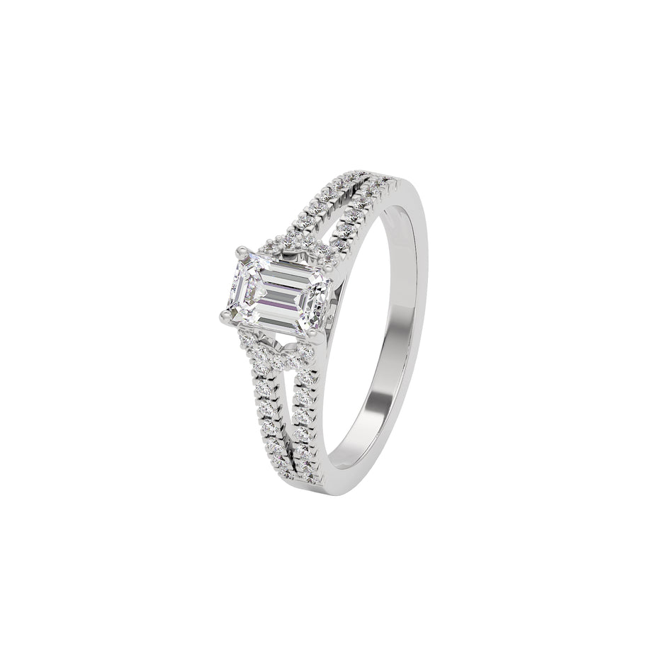 Serene Sunrise Diamond Ring 18 KT / White Gold / 22