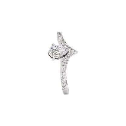 Tranquil Essence Diamond Ring