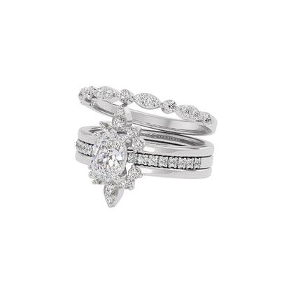 Enchanted Embrace Diamond Ring 18 KT / White Gold / 22