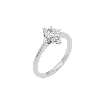Twilight Tango Diamond Ring 18 KT / White Gold / 22