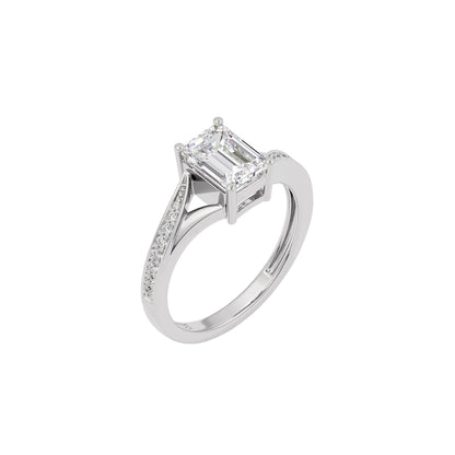 Luxe Splendor Diamond Ring 18 KT / White Gold / 22