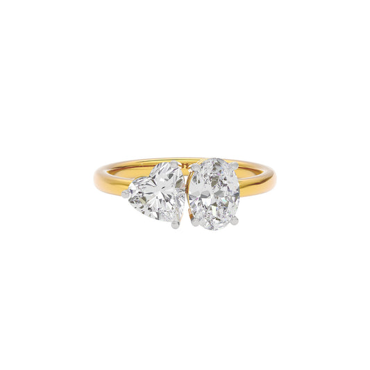 Regal Splendor Diamond Ring 18 KT / Yellow Gold / 22