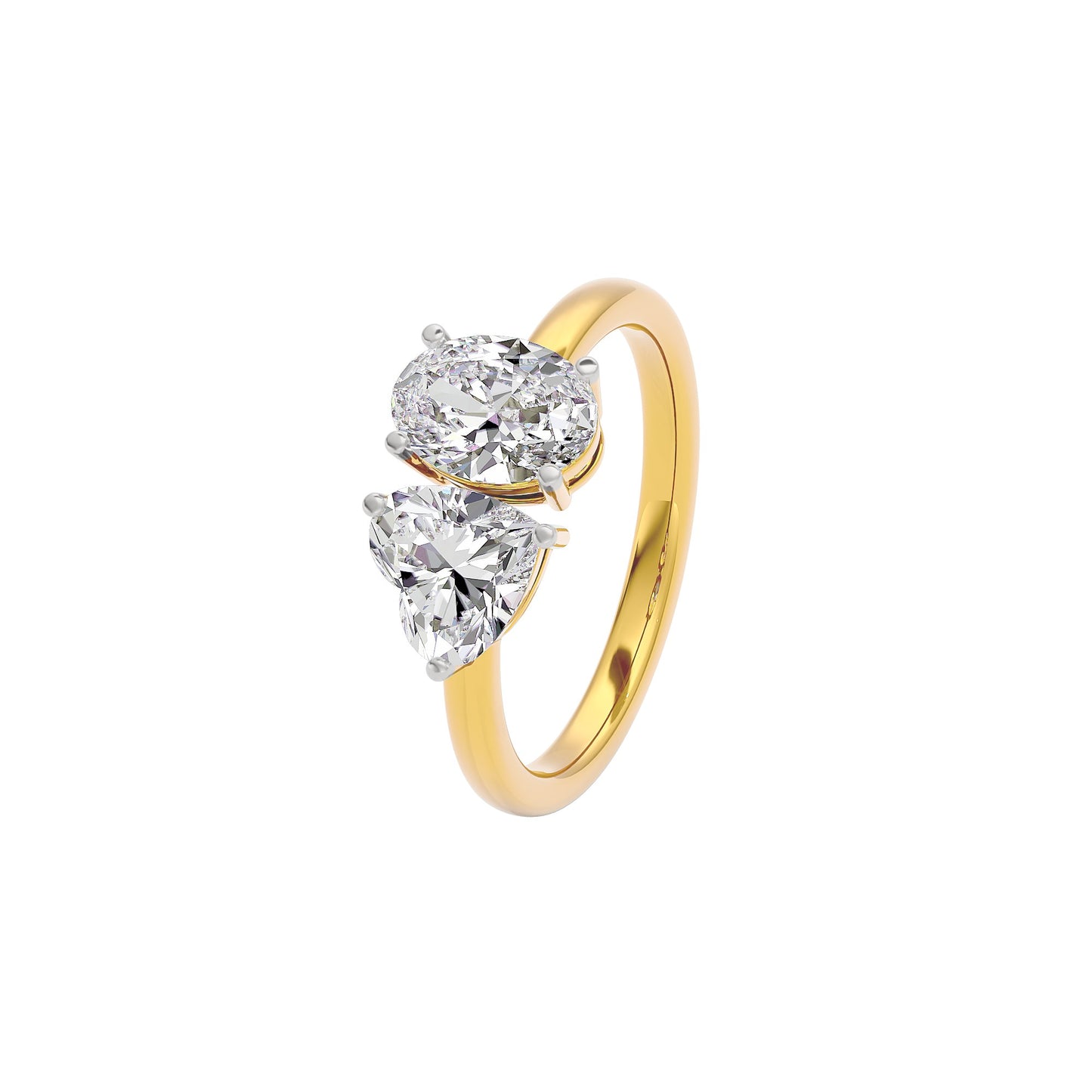 Regal Splendor Diamond Ring 18 KT / Yellow Gold / 22