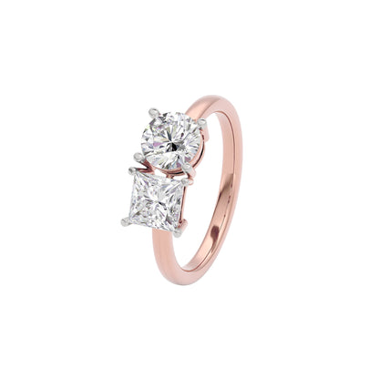 Sun Kissed Dewdrop Diamond Ring 18 KT / Rose Gold / 22