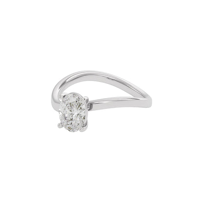 Refined Radiance Diamond Ring 18 KT / White Gold / 22