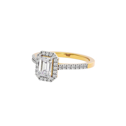 Luminere Engagement Emerald Diamond Ring 18 KT / Yellow Gold / 22