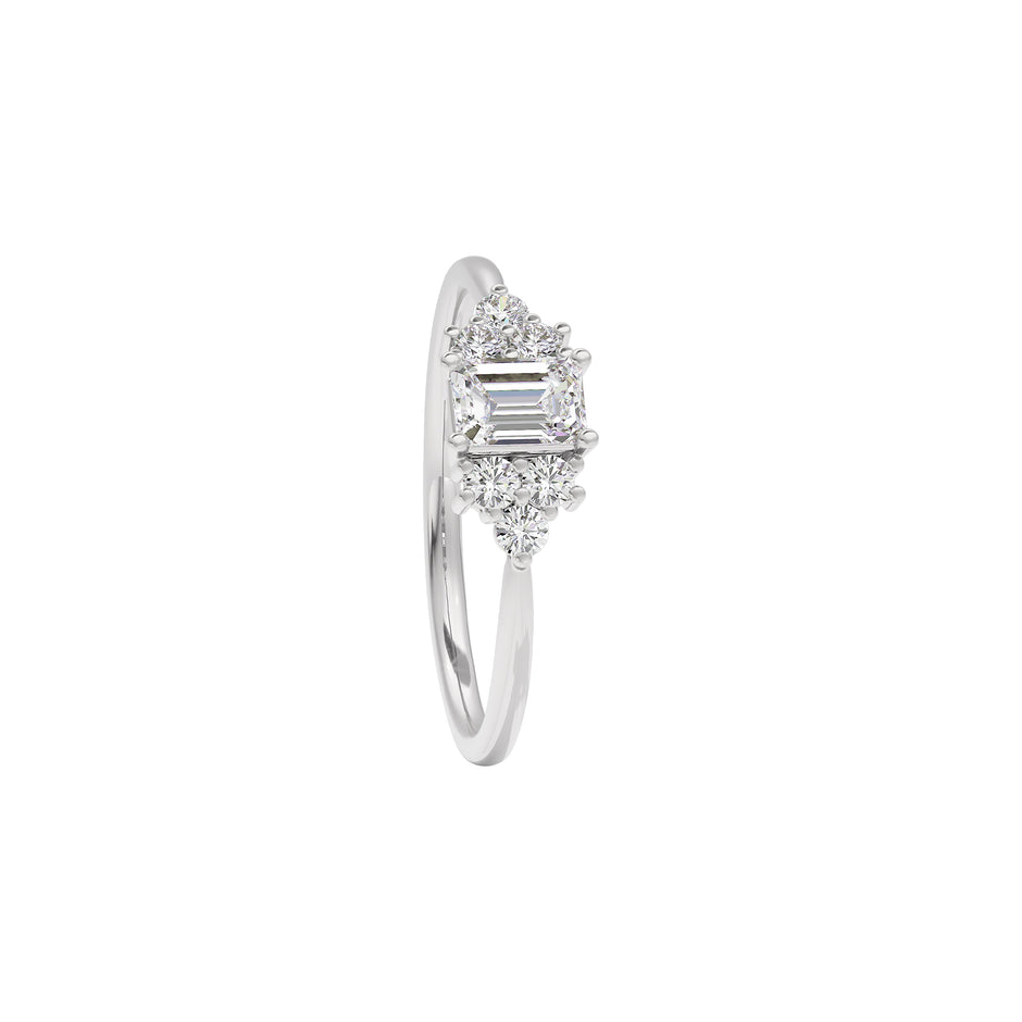 Fleur de Luxe Diamond Ring