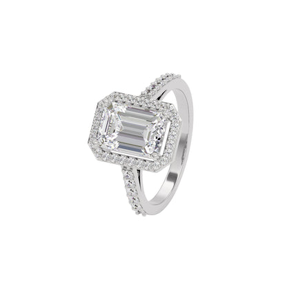 Radiant Realm Diamond Ring 18 KT / White Gold / 7