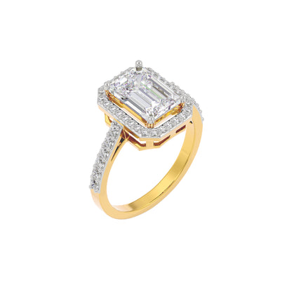 Radiant Realm Diamond Ring 18 KT / Yellow Gold / 7