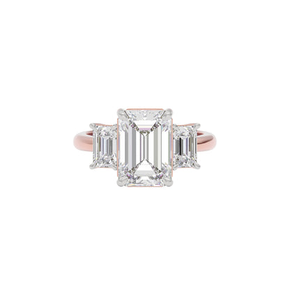 Regal Radiance Diamond Ring 18 KT / Rose Gold / 22