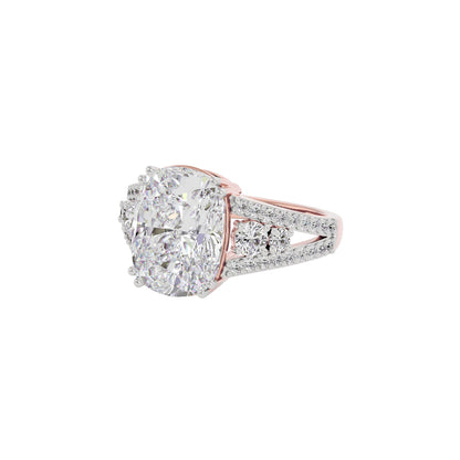 Captivating Gleam Diamond Ring 18 KT / Rose Gold / 22