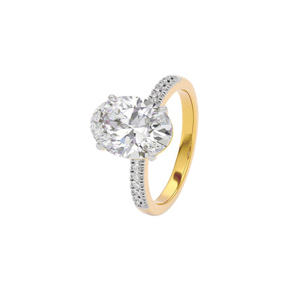 Divine Dazzle Diamond Ring 18 KT / Yellow Gold / 22