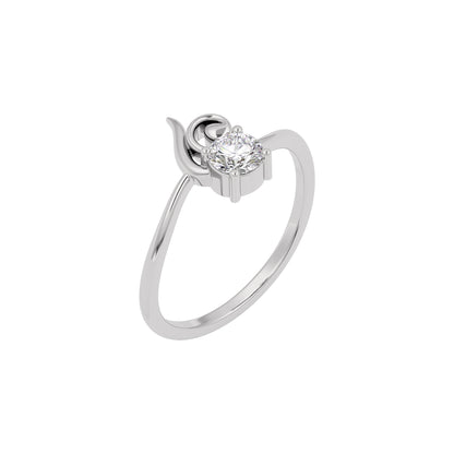 Lush Charm Diamond Ring 18 KT / White Gold / 22