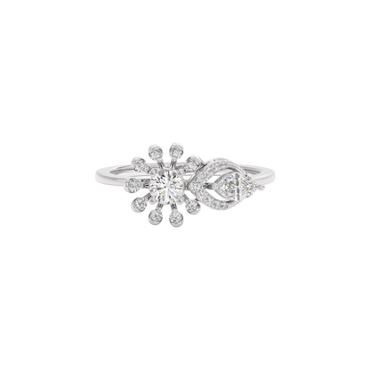 Lustrous Moment Diamond Ring 18 KT / White Gold / 22