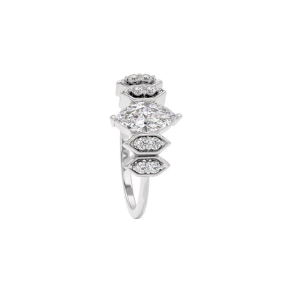 Celestial Love Diamond Ring 18 KT / White Gold / 22