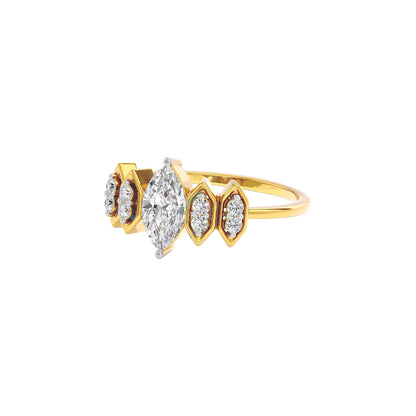 Celestial Love Diamond Ring 18 KT / Yellow Gold / 22