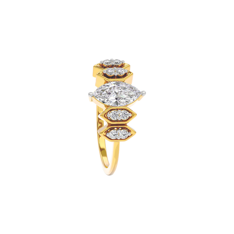 Celestial Love Diamond Ring 18 KT / Yellow Gold / 22