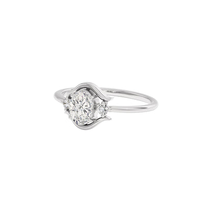 Luna Essence Diamond Ring 18 KT / White Gold / 22