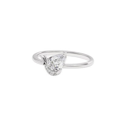 Ruby Enchantment Diamond Ring 18 KT / White Gold / 22