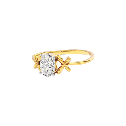 Mystic Veil Diamond Ring 18 KT / Yellow Gold / 22