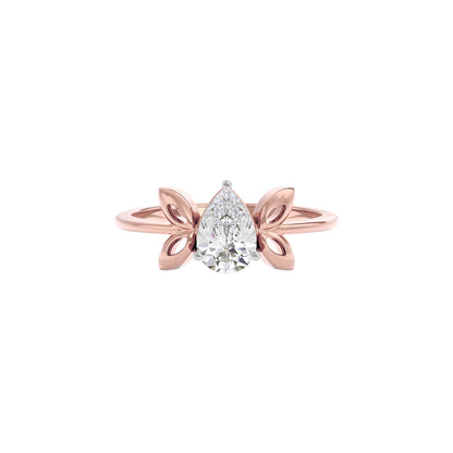 Crown Jewel Diamond Ring 18 KT / Rose Gold / 22