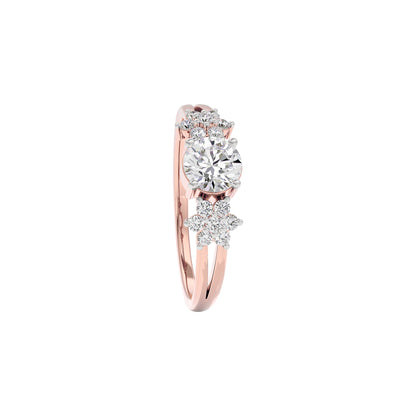 Serene Blossom Diamond Ring 18 KT / Rose Gold / 22
