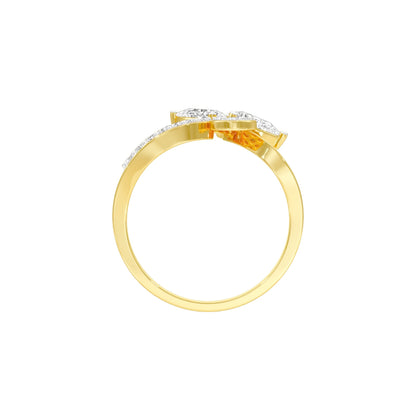 Luxe Glint Diamond Cocktail Ring 18 KT / Yellow Gold / 22