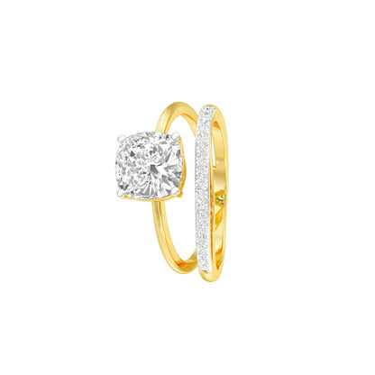 Cushioned Love Diamond Engagement Ring 18 KT / Yellow Gold / 22