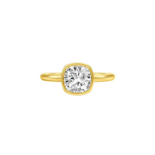 Our First Light Diamond Engagement Ring 18 KT / Yellow Gold / 22