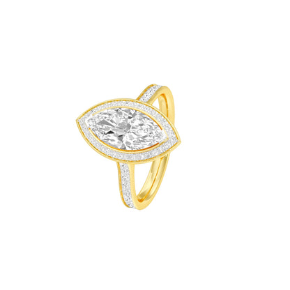 Round the World Diamond Engagement Ring 18 KT / Yellow Gold / 22