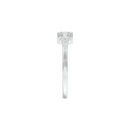 Coffee Break Glow Diamond Ring 18 KT / White Gold / 22