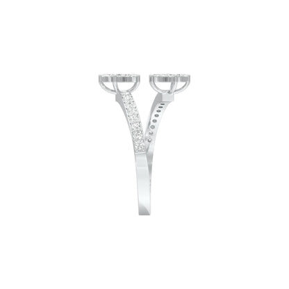 Twinkling Trail Diamond Ring 18 KT / White Gold / 22