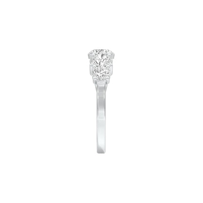 Love Glow Diamond Band Ring 18 KT / White Gold / 22