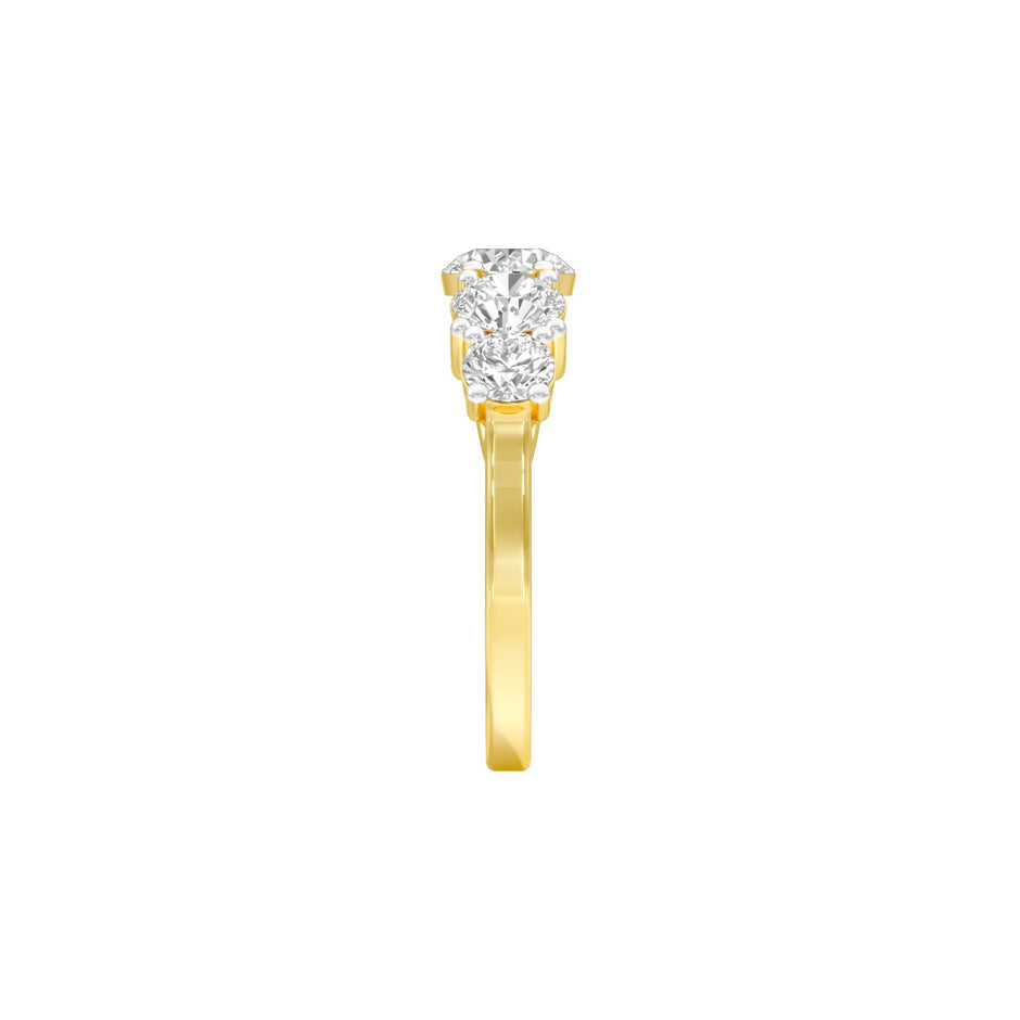Love Glow Diamond Band Ring 18 KT / Yellow Gold / 22